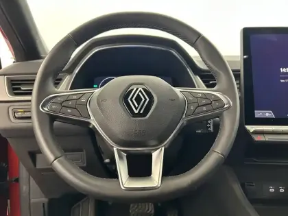 Photo 24 Renault Captur  E-Tech full hybrid 145 ch