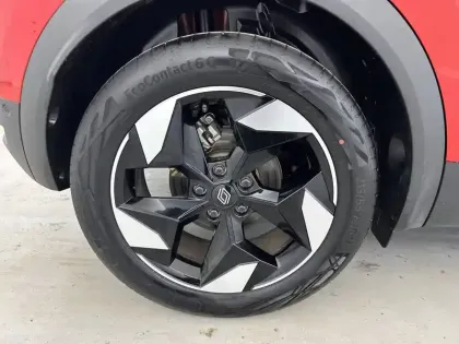 Photo 9 Renault Captur  E-Tech full hybrid 145 ch