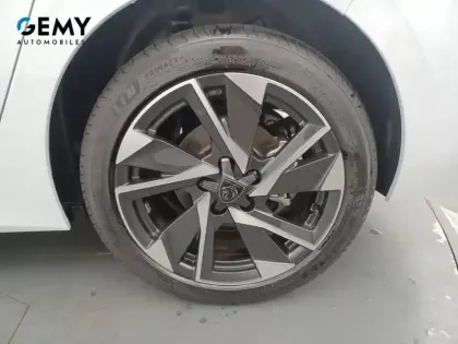 Photo 52 Peugeot 308  Hybrid 136 e-DCS6