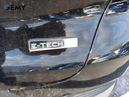 Photo 19 Renault Captur  E-Tech 145 - 21