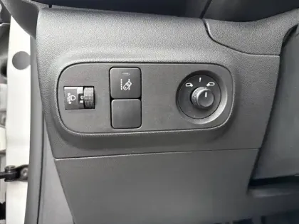 Photo 37 Citroën C3 Gén. III Ph2 Feel 5