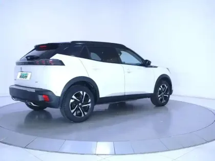 Photo 44 Peugeot 2008  PureTech 130 S&S EAT8