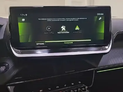 Photo 63 Peugeot 2008  PureTech 130 S&S EAT8