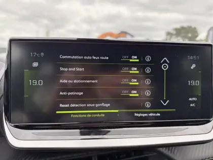 Photo 18 Peugeot 2008 Gén. II Ph1 NG GT 5