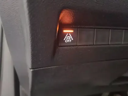 Photo 69 Peugeot 2008  PureTech 130 S&S EAT8