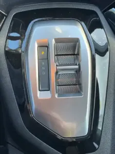 Photo 16 Peugeot 208  Hybrid 110 ch e-DCS6