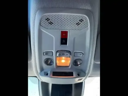 Photo 36 Peugeot 208  Hybrid 110 ch e-DCS6