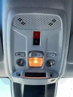 Photo 17 Peugeot 208  Hybrid 110 ch e-DCS6