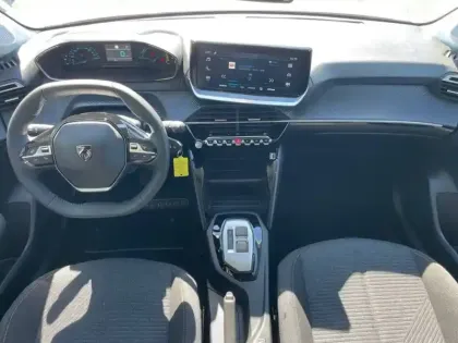 Photo 28 Peugeot 208  Hybrid 110 ch e-DCS6