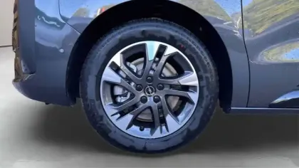 Photo 32 Opel Vivaro  FGN SPORTIVE DIESEL 180 CH M AUTOMATIQUE