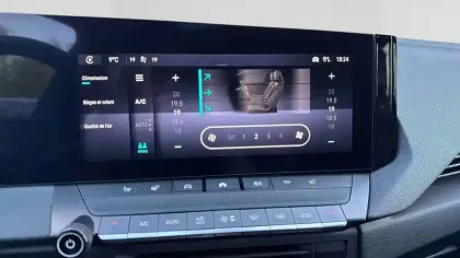 Photo 18 Opel Astra Gén. V Ph2 Ultimate 5