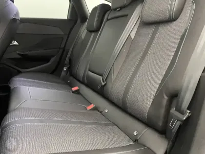 Photo 14 Peugeot 308  SW BlueHDi 130ch S&S EAT8