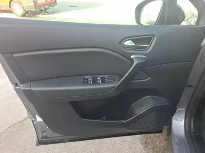 Photo 32 Renault Captur  TCe 130 EDC FAP