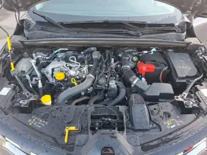 Photo 42 Renault Captur  TCe 130 EDC FAP