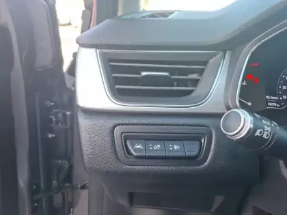 Photo 33 Renault Captur  TCe 130 EDC FAP