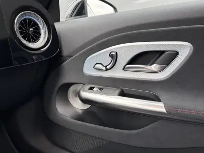 Photo 77 Mercedes CLA  Shooting Brake 250+ avec technologie EQ