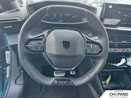 Photo 58 Peugeot 2008  Hybrid 145 e-DCS6