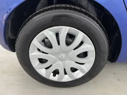 Photo 29 Renault Clio  1.2 16V 75