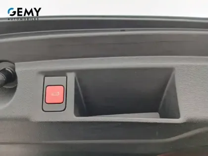 Photo 21 Peugeot 308  SW PureTech 130ch S&S EAT8