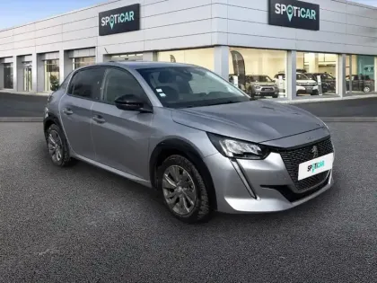 Photo 18 Peugeot 208  Electrique 50 kWh 136ch