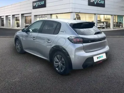 Photo 6 Peugeot 208 Gén. II Ph1 NG Style 5