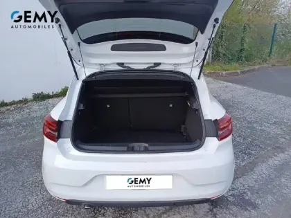 Photo 5 Renault Clio Gén. V (BJA) Ph1 NG Techno 5