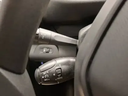 Photo 14 Peugeot Partner  FOURGON STANDARD 1000 KG BLUEHDI 100 S&S BVM5