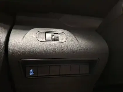 Photo 15 Peugeot Partner  FOURGON STANDARD 1000 KG BLUEHDI 100 S&S BVM5