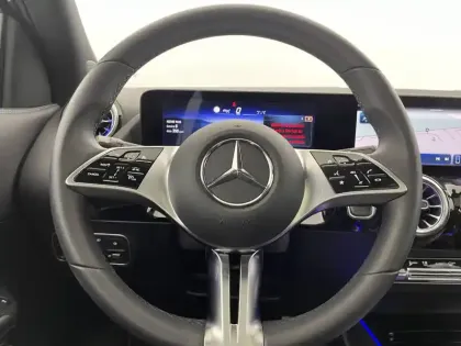 Photo 44 Mercedes EQA  250+