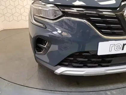 Photo 8 Renault Captur  E-Tech full hybrid 145