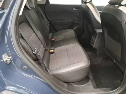 Photo 21 Renault Captur  E-Tech full hybrid 145