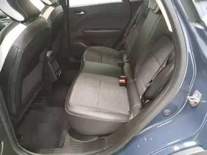 Photo 25 Renault Captur  E-Tech full hybrid 145