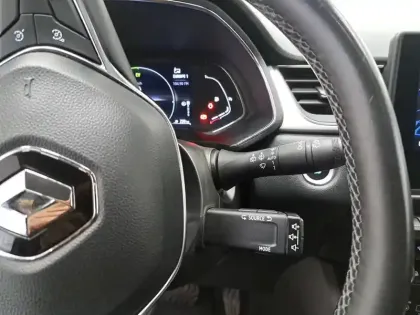 Photo 29 Renault Captur  E-Tech full hybrid 145