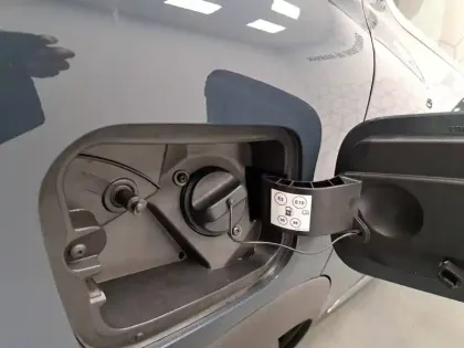 Photo 20 Renault Captur  E-Tech full hybrid 145