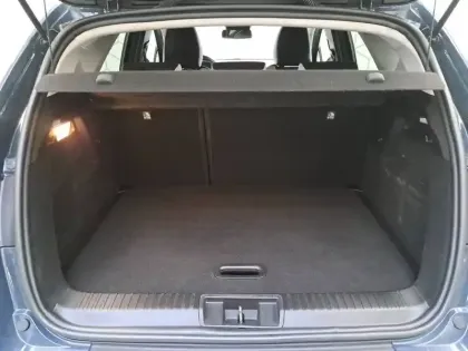 Photo 18 Renault Captur  E-Tech full hybrid 145