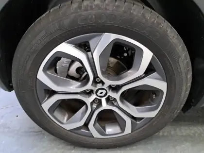 Photo 14 Renault Captur  E-Tech full hybrid 145