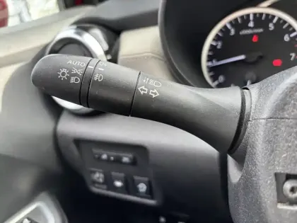 Photo 20 Nissan Micra  IG-T 100