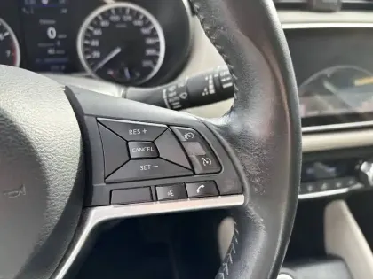 Photo 19 Nissan Micra  IG-T 100