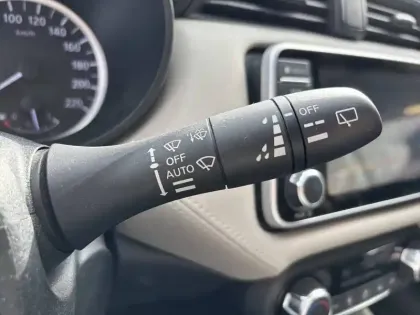 Photo 21 Nissan Micra  IG-T 100