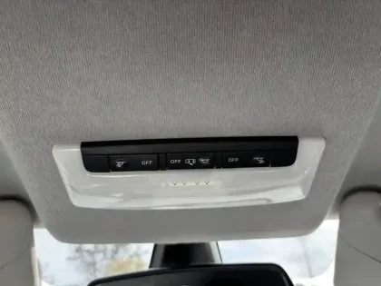 Photo 27 Nissan Micra  IG-T 100