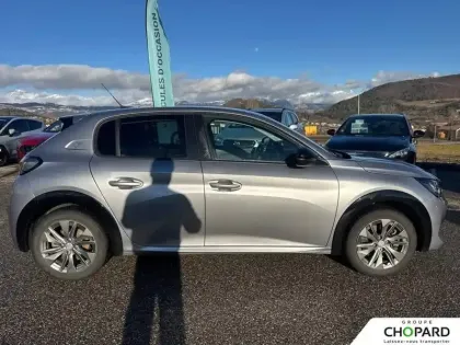 Photo 32 Peugeot 208 Gén. II Ph1 NG Roadtrip 5