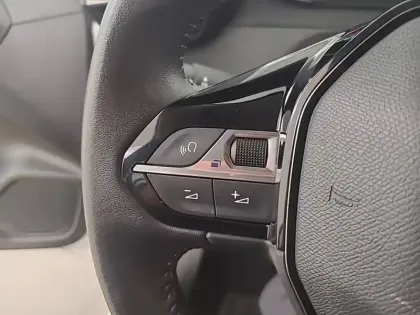 Photo 49 Peugeot 208  PureTech 75 S&S BVM5