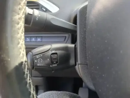 Photo 13 Peugeot 2008  1.2 PureTech 110ch S&S BVM5