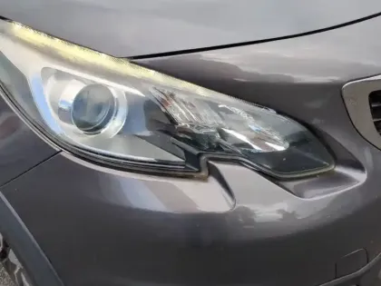 Photo 12 Peugeot 2008  1.2 PureTech 110ch S&S BVM5