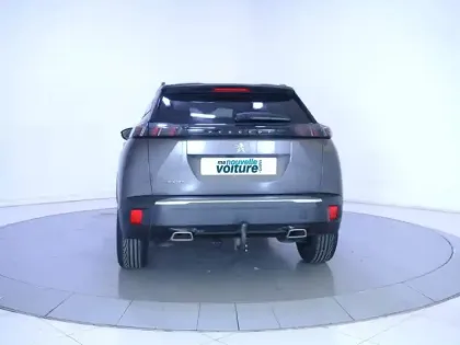 Photo 66 Peugeot 2008  PureTech 130 S&S EAT8