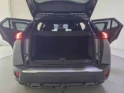 Photo 65 Peugeot 2008  PureTech 130 S&S EAT8