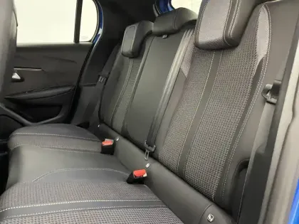 Photo 30 Peugeot 208 Gén. II Ph1 NG GT 5