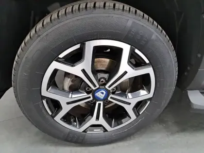 Photo 17 Dacia Duster  Blue dCi 115 4x2