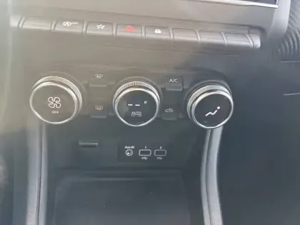 Photo 41 Renault Captur Gén. II (HJB) Ph1 RS Line 5