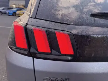 Photo 16 Peugeot 3008 Gén. II Ph1 Allure Business 5